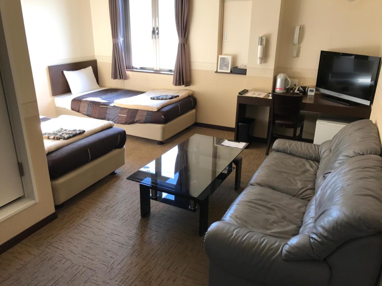 Conbini Ayersrockhotel Sendaitagajo Екстер'єр фото