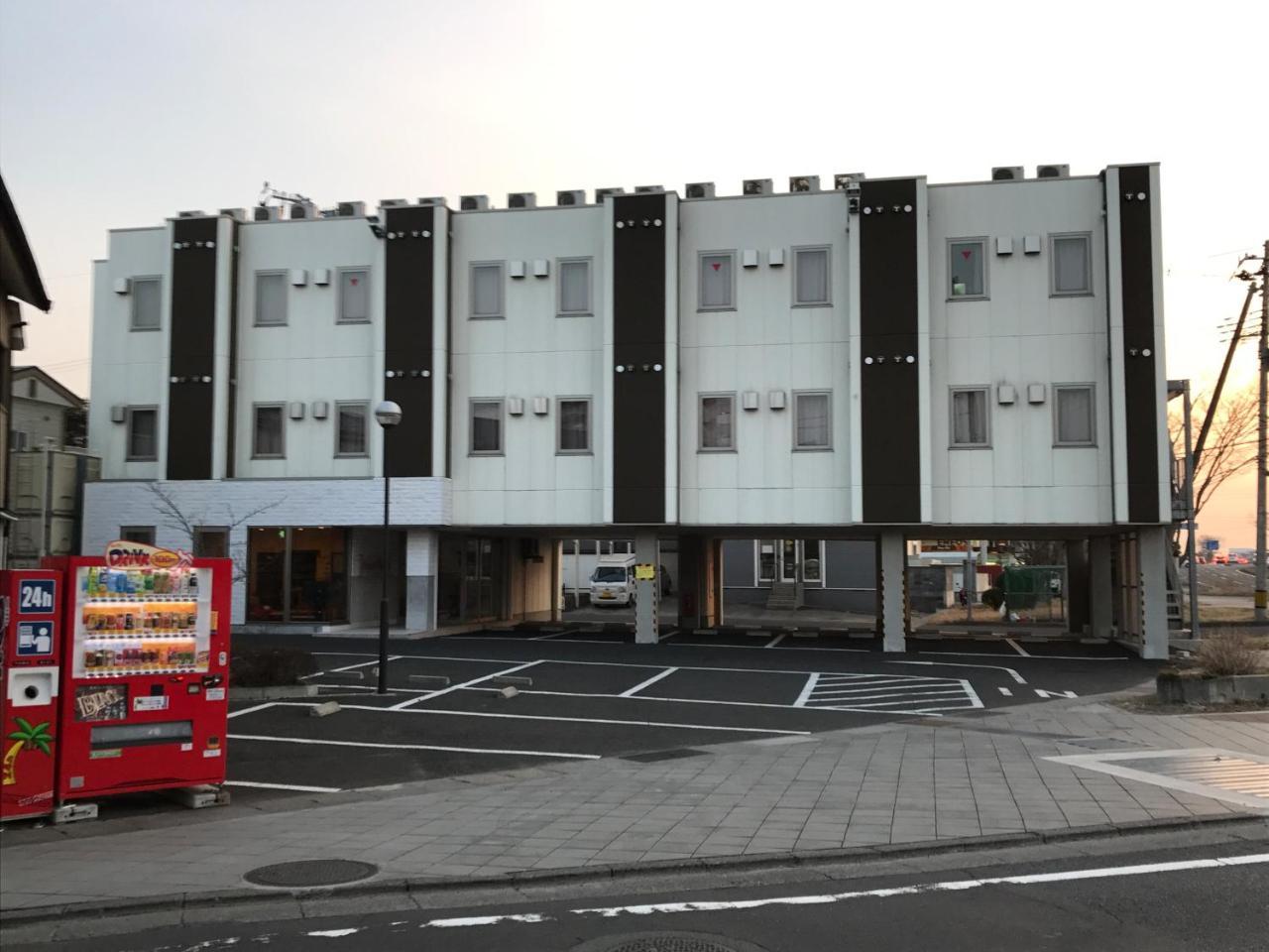 Conbini Ayersrockhotel Sendaitagajo Екстер'єр фото